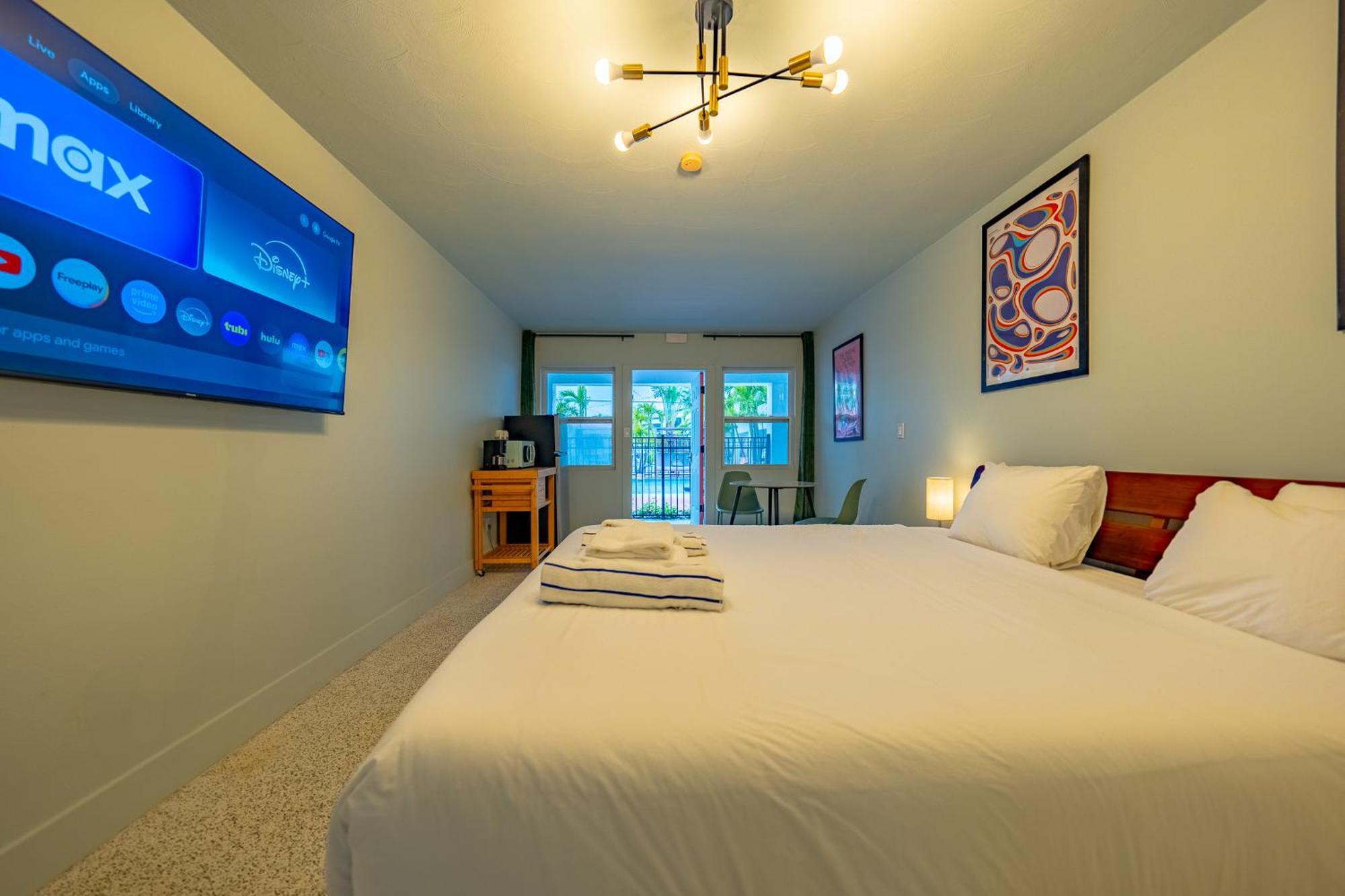 Tropical Breeze Apartment Clearwater Beach Exterior photo
