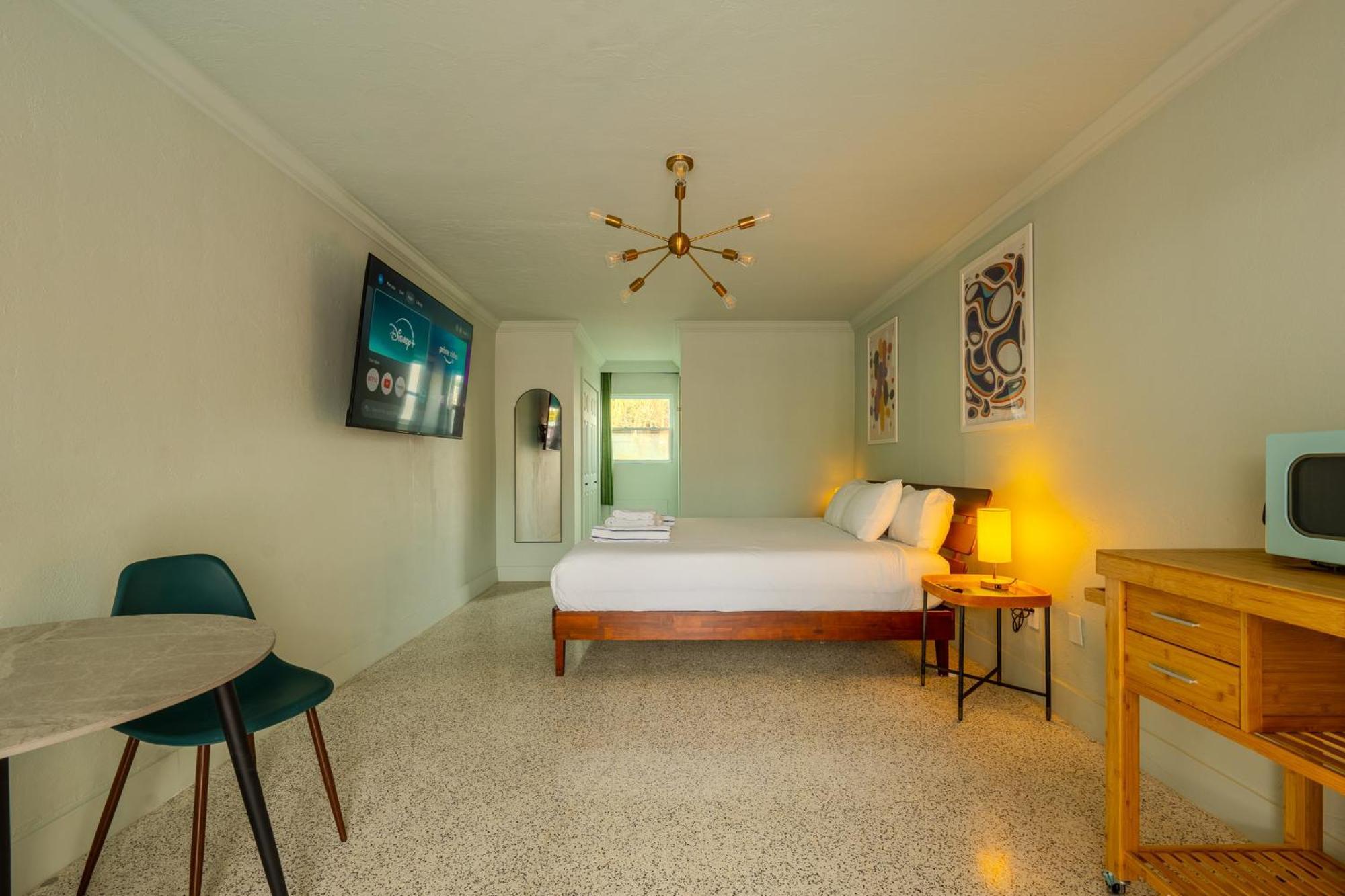Tropical Breeze Apartment Clearwater Beach Exterior photo