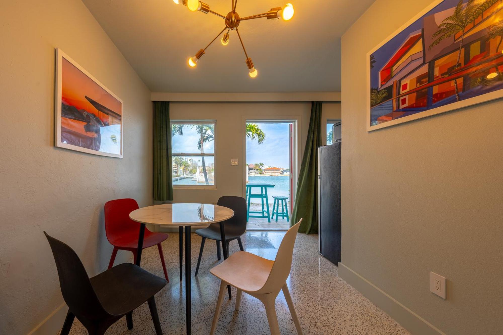 Tropical Breeze Apartment Clearwater Beach Exterior photo